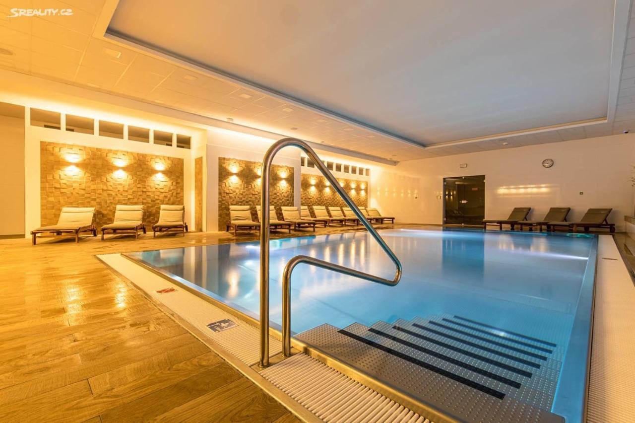 Spa Apartment Moser Karlsbad Buitenkant foto
